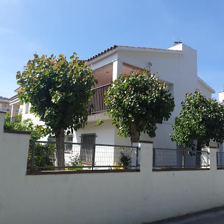 Holiday Home Villa Guapa L'Estartit Exterior photo