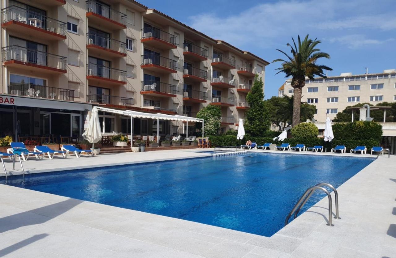Holiday Home Villa Guapa L'Estartit Exterior photo